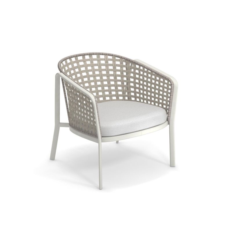 Carousel Loungesessel von Emu: Outdoor Sessel mit weißem Gestell und geflochtener Sitzfläche.